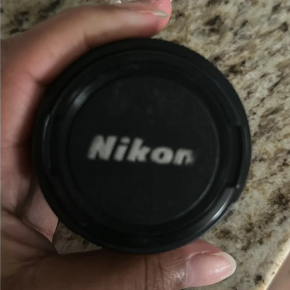 Nikon DX VR Black Lens